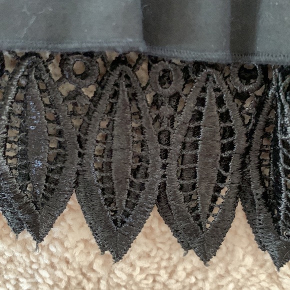 Bustiers - Picture 4 of 6